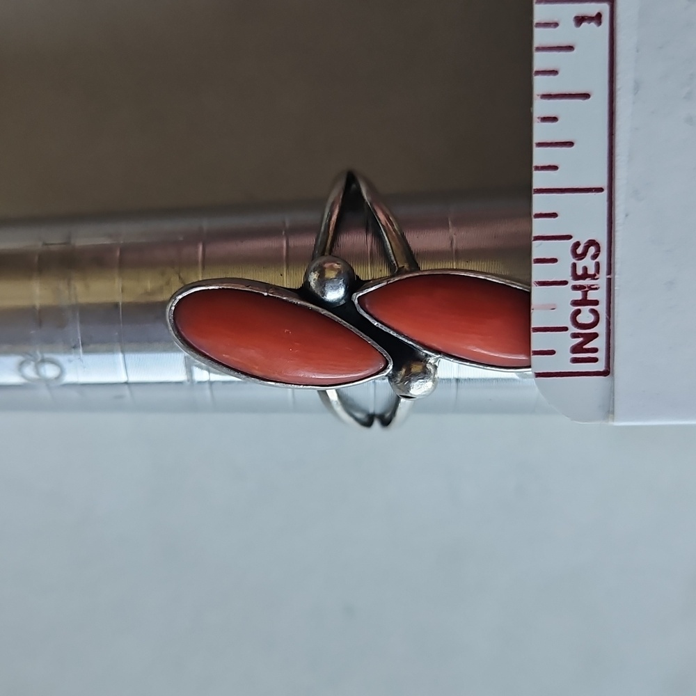 #126 Women's Ring Coral Cabachon & Silver Southwestern Size 8 - Picture 6 of 6